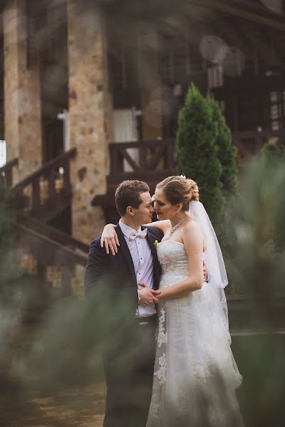 Fotografo di matrimoni Anton Dmitrichenko (mouseii). Foto del 21 luglio 2014