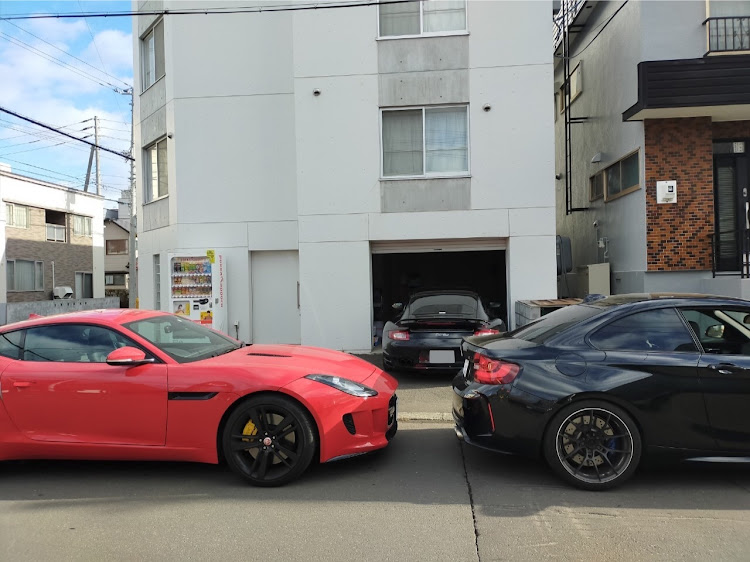 Fタイプ クーペの国際甘味研究会・北海道のマスター・スィーツ男子・アラフィフのオッサンに関するカスタム事例の投稿画像3枚目