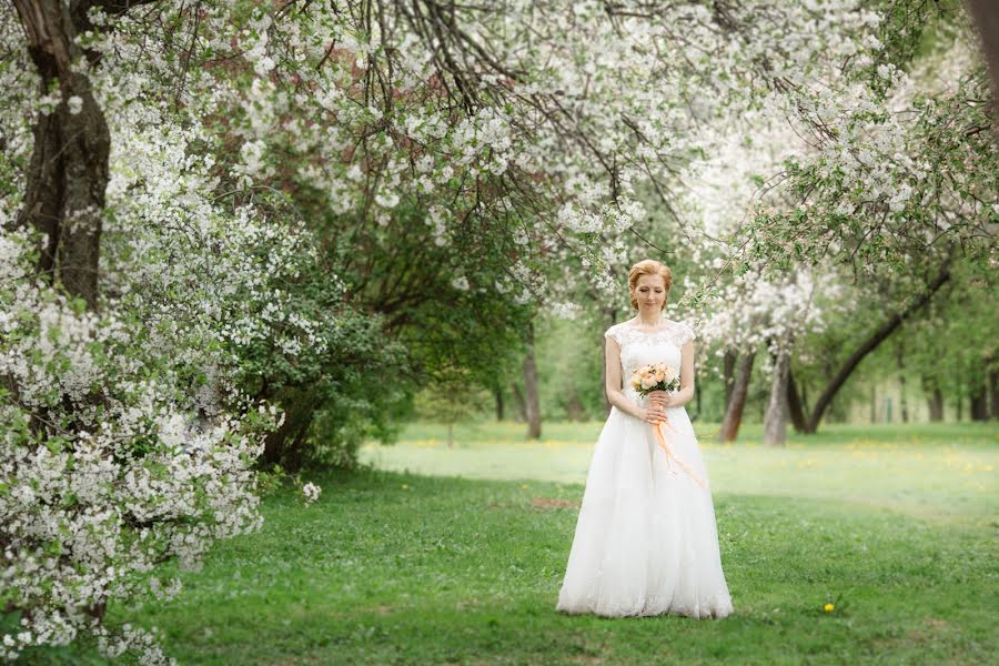 Wedding photographer Moskva Simakova (ledelia). Photo of 19 October 2017