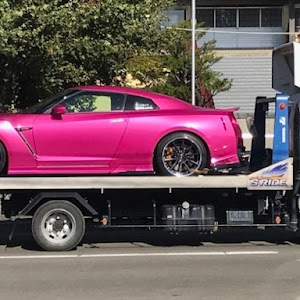 NISSAN GT-R R35