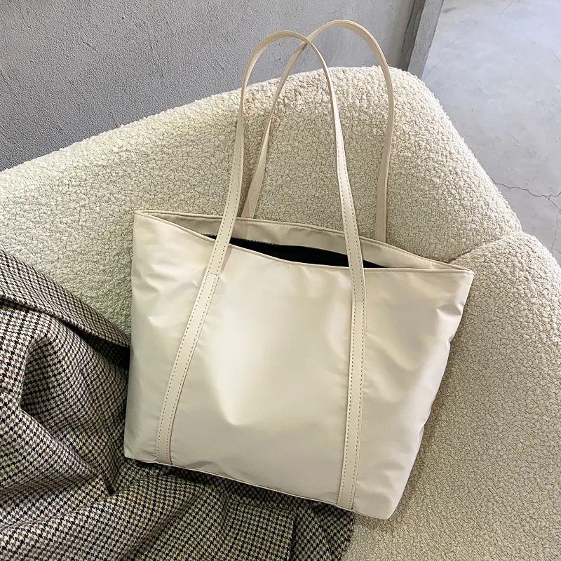 Große Shopper-Tasche Modisches Nischen-Design Vielseitig Einsetzbar Große Kapazität Perfekt für Alltag, Arbeit, Reisen Stilvoll und Praktisch