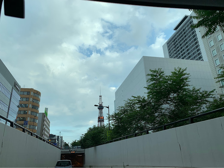 アルファードの梅雨明け間近・北海道・生脚派・濃厚味噌ラーメンに関するカスタム事例の投稿画像2枚目