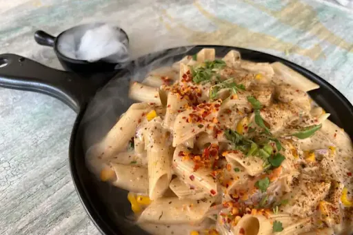 White Sauce Pasta