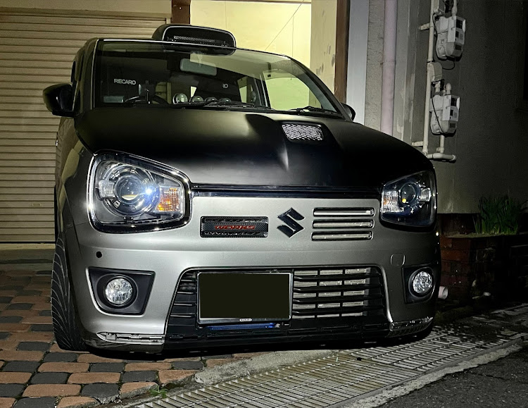 アルトワークスの投稿頻度高め😅💦・来週は車検・車にティッシュは必需品・ゴミ箱も必需品に関するカスタム事例の投稿画像2枚目