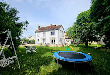 House with terrace 1