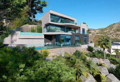 Villa with pool and terrace 5