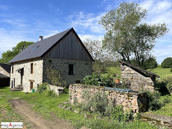 maison à Saint-Hilaire-Peyroux (19)