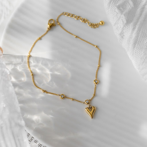 Title 2, New 18K Gold Love Crystal Anklet Female. A beau...
