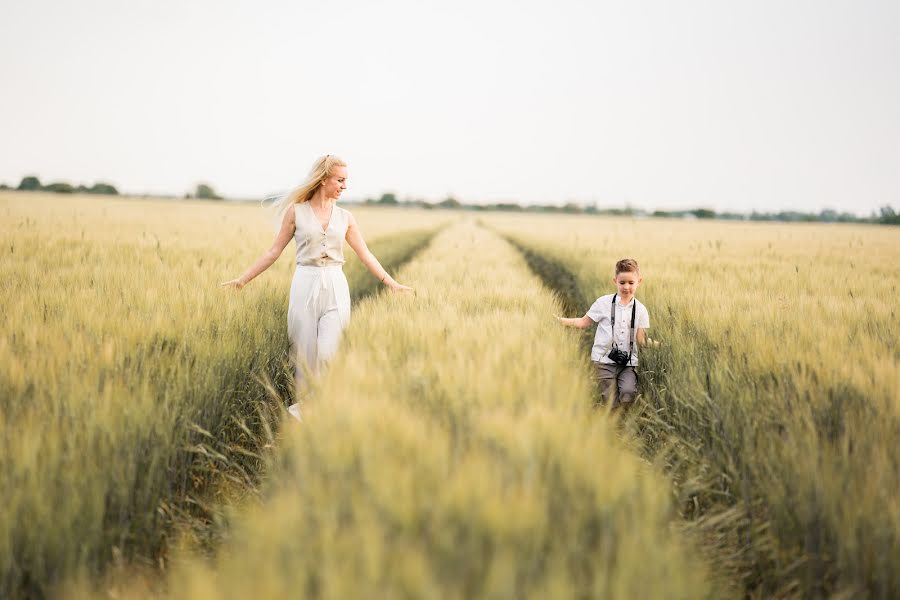 Wedding photographer Tibor Kosztanko (svadobnyfotograf). Photo of 13 July 2023