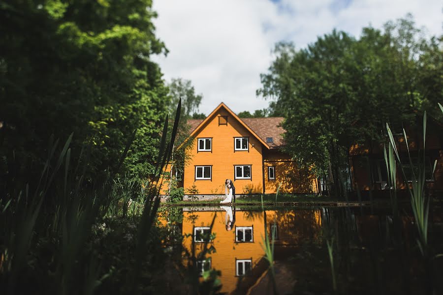 Bryllupsfotograf Evgeniya Batysheva (b-bee). Foto fra maj 22 2016