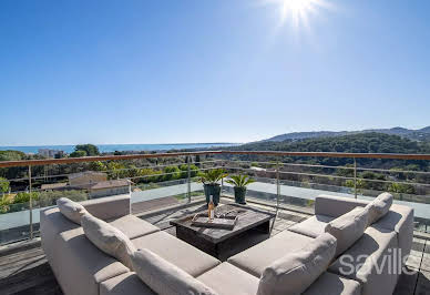 Apartment with terrace and pool 19