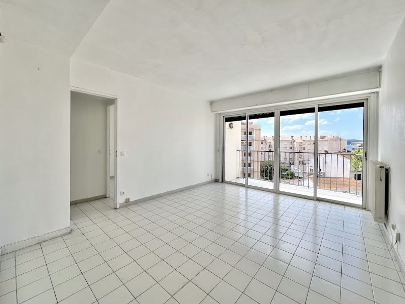 Vente appartement 2 pièces 44.06 m² à Sainte-Maxime (83120), 200 000 €