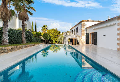 Villa avec piscine et jardin 6