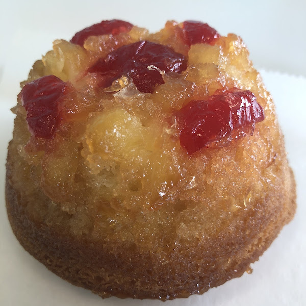 You will love this Fresh Baked Gluten Free Pineapple Upside Down Mini Cake.