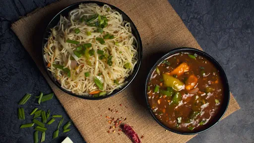 Chilli Paneer With Noodles