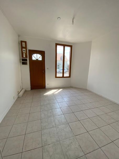 Location  maison 3 pièces 57 m² à Chauny (02300), 510 €