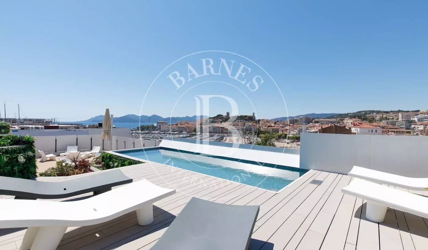 Apartment with pool Cannes