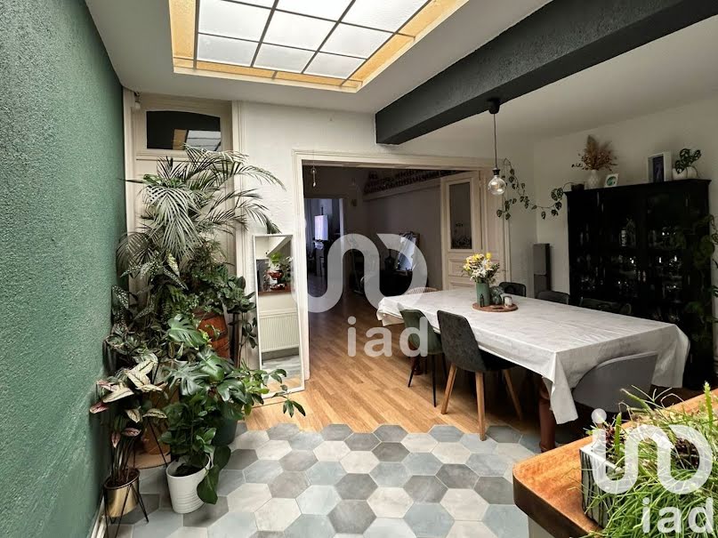 Vente maison 6 pièces 142 m² à Henin-beaumont (62110), 180 000 €