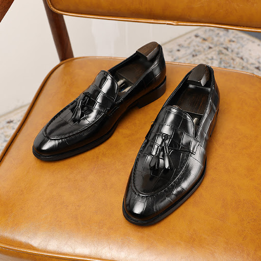 Title 11, Mens Leather Slip On Shoes Effortless style an...