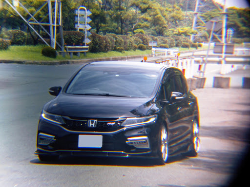 ジェイド Fr5のjadeクロッシィアートエンブレム 愛車紹介 洗車 一眼レフには敵わないw スマホ 用望遠レンズキットに関するカスタム メンテナンスの投稿画像 車のカスタム情報はcartune