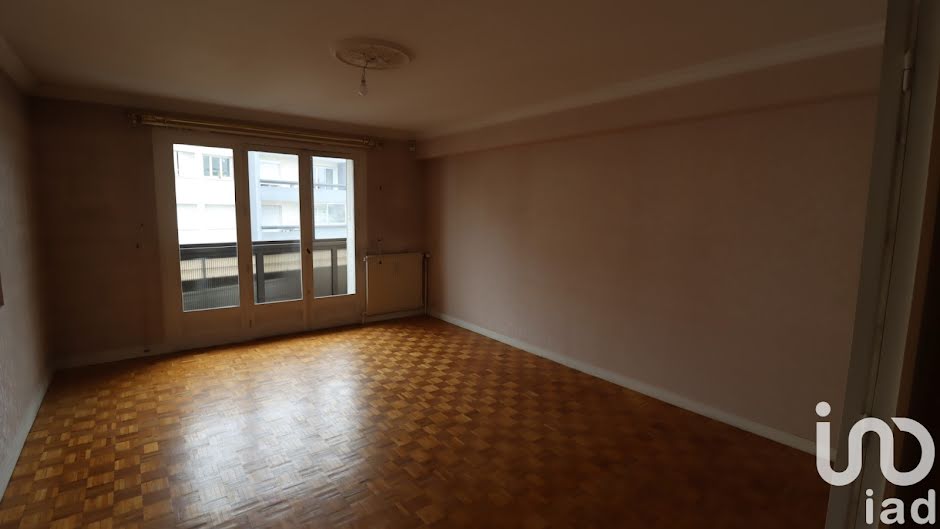 Vente appartement 5 pièces 95 m² à Clermont-Ferrand (63000), 158 000 €