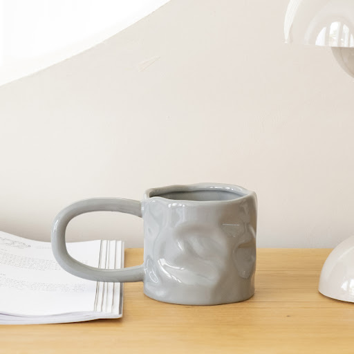 Title 3, Simple solid color creative porcelain cup. Perf...
