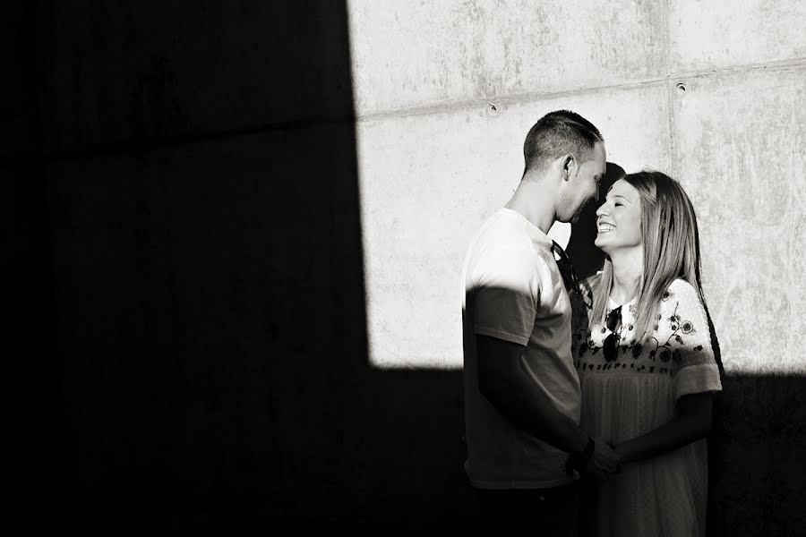 Fotógrafo de casamento Ioana Radulescu (radulescu). Foto de 23 de junho 2017