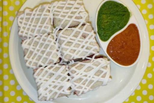 Jain Vegetable Mayonnaise Grilled Sandwich