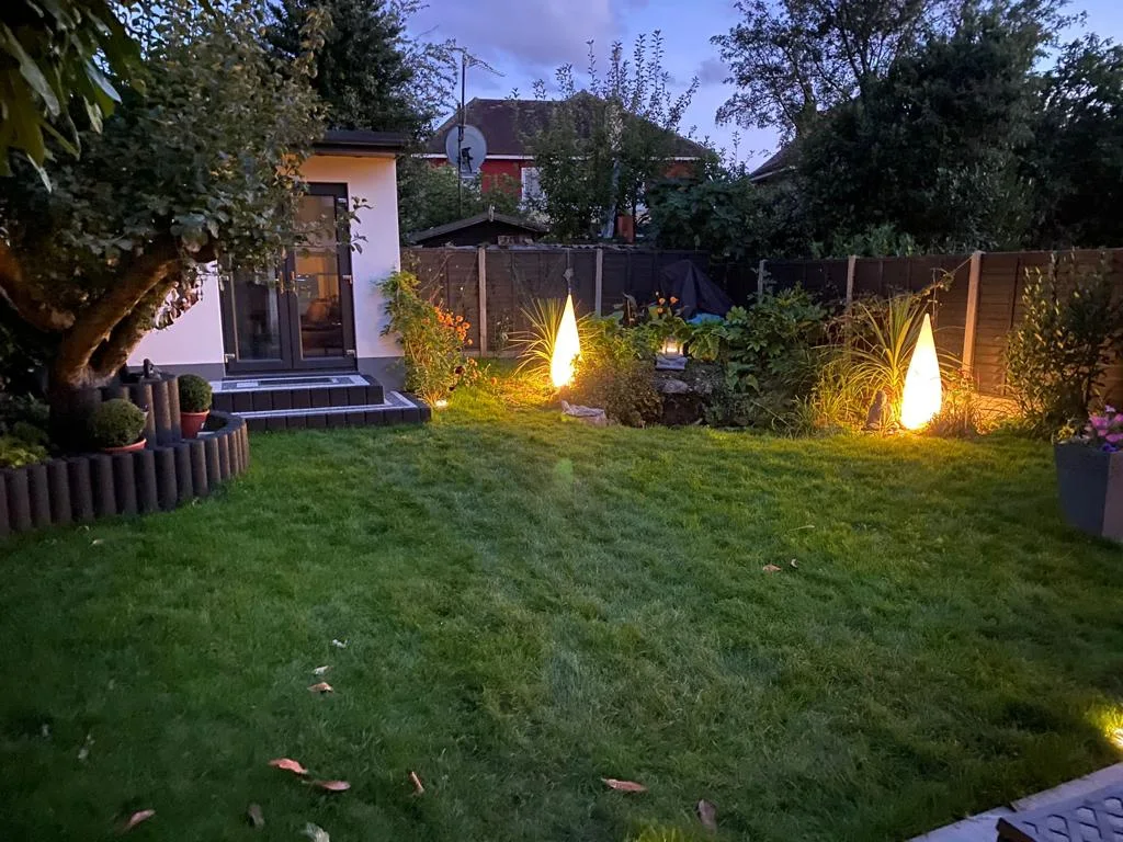 Album cover: Gardening and Landscaping Project in EN4