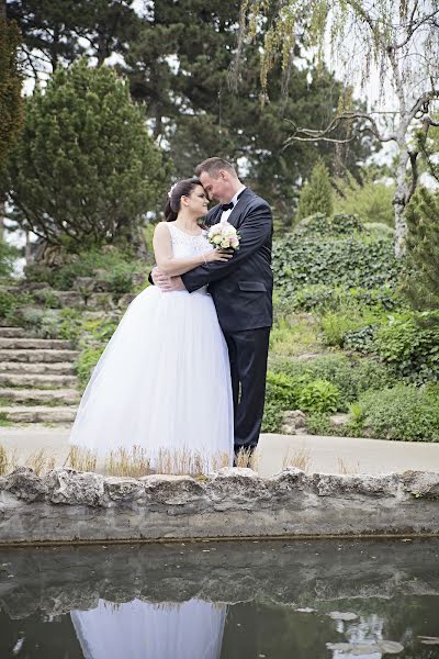 Photographe de mariage Eszter Semsei (esztersemsei). Photo du 10 mai 2016