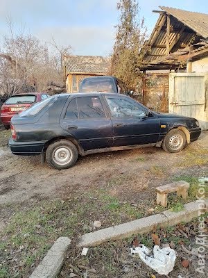 продам авто Nissan Sunny Sunny III Hatchback (N14) фото 3