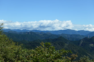 南アルプス深南部方面（中央左に大笹山）