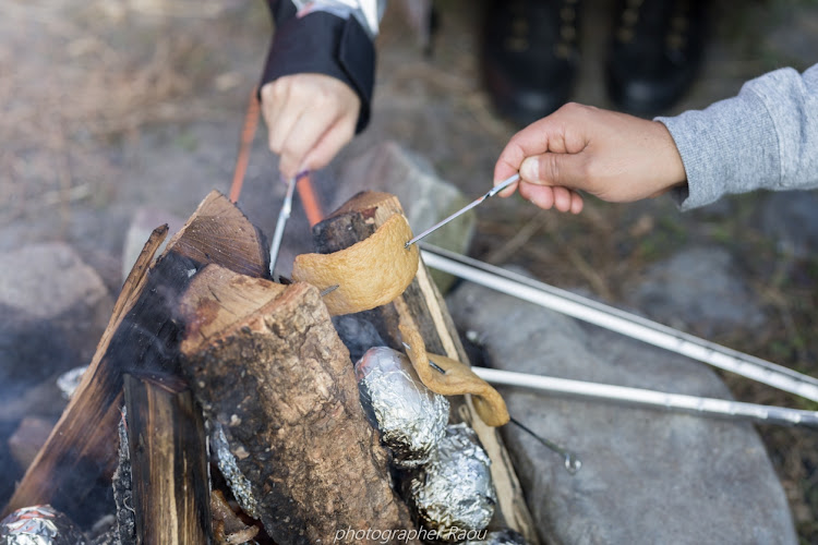 ジムニーの焼き芋オフ・川遊び・ジムニー・焚き火に関するカスタム事例の投稿画像5枚目