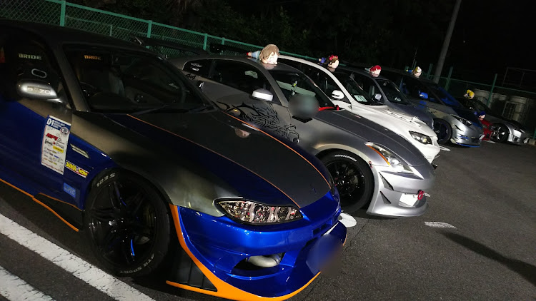 エスティマのラブライブスクフェスAC・レジャラン大高・バトルギア・0時に帰る予定が………、・解散は午前7時頃😄そんなバカなに関するカスタム事例の投稿画像1枚目