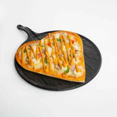 Makhni Paneer Pizza