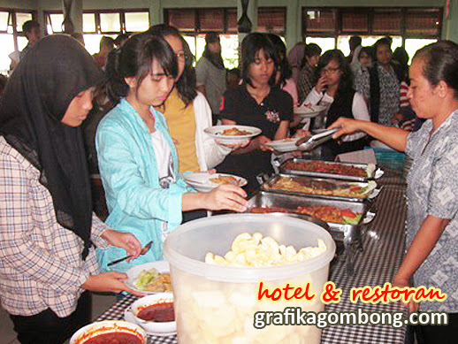 batik baju yudhistira menu aneka   grafika tengah gombong restoran hotel di prasmanan jawa