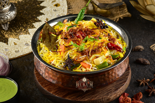 Veg Hyderabadi Biryani [Served With Salan]