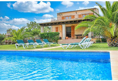 House with pool and terrace 2