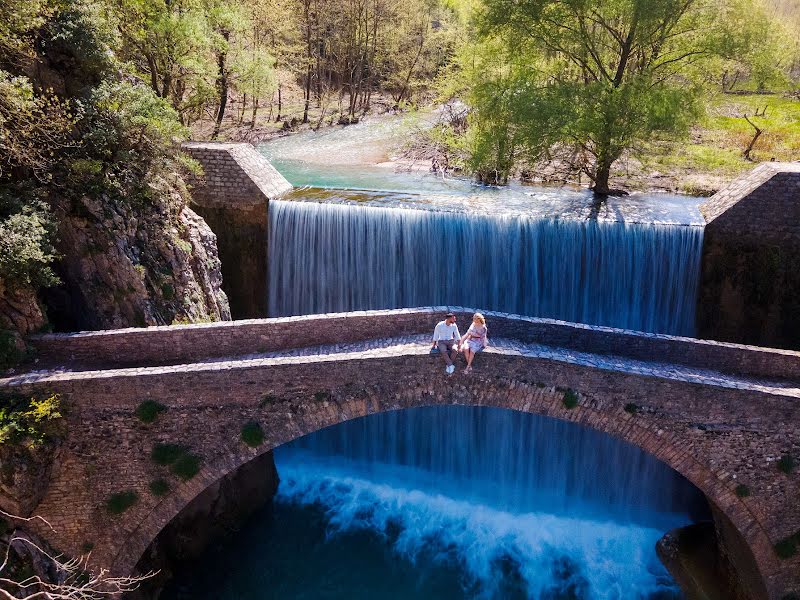 Pulmafotograaf Dionisios Bertsos (studiobertsos). Foto tehtud 27 aprill 2022