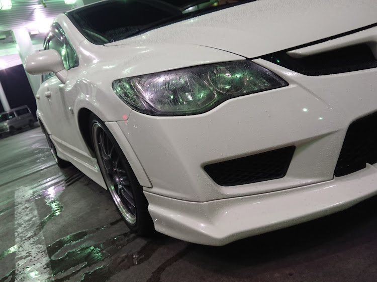 シビックタイプRの車検完了・ワイドフェンダー・洗車したい・HONDA・k20aに関するカスタム事例の投稿画像1枚目