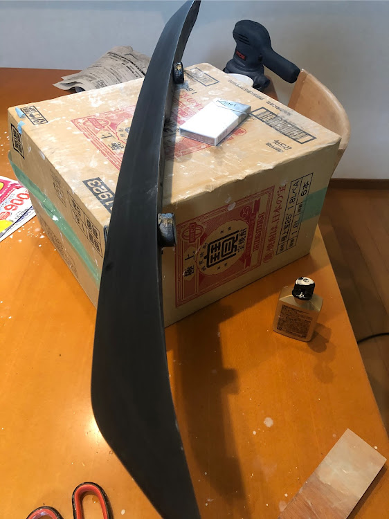 エクストレイルのリアスポイラー再塗装に関するカスタム事例の投稿画像2枚目