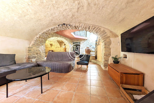 House with pool and terrace 5