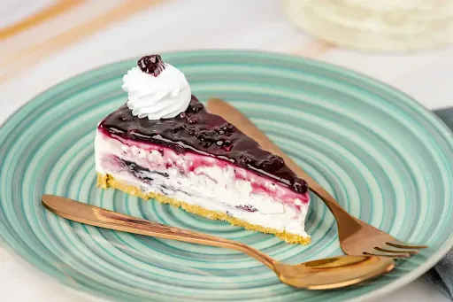 Eggless Blueberry Cheesecake Pastry [1 Piece]