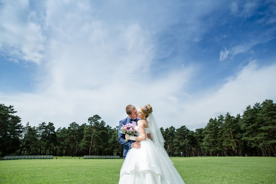 Fotografo di matrimoni Dmitriy Cherkasov (wedprof). Foto del 30 marzo 2017