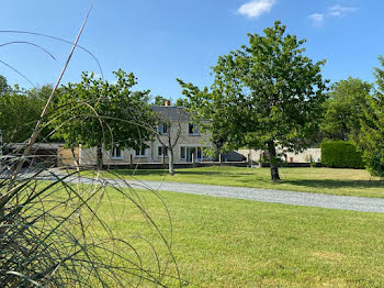 maison à La Fontaine-Saint-Martin (72)