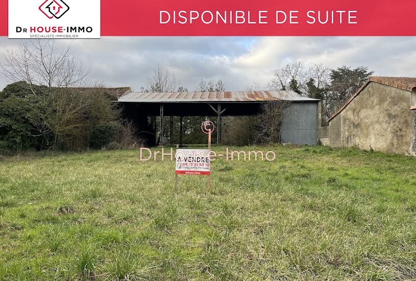  Vente Terrain agricole - 850m² à Yversay (86170) 