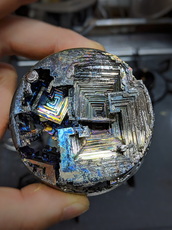 コルベット クーペのビスマス結晶・げんじつとうひ・真のアイディアは遊びから。。。・生まれるといいなぁに関するカスタム事例の投稿画像3枚目