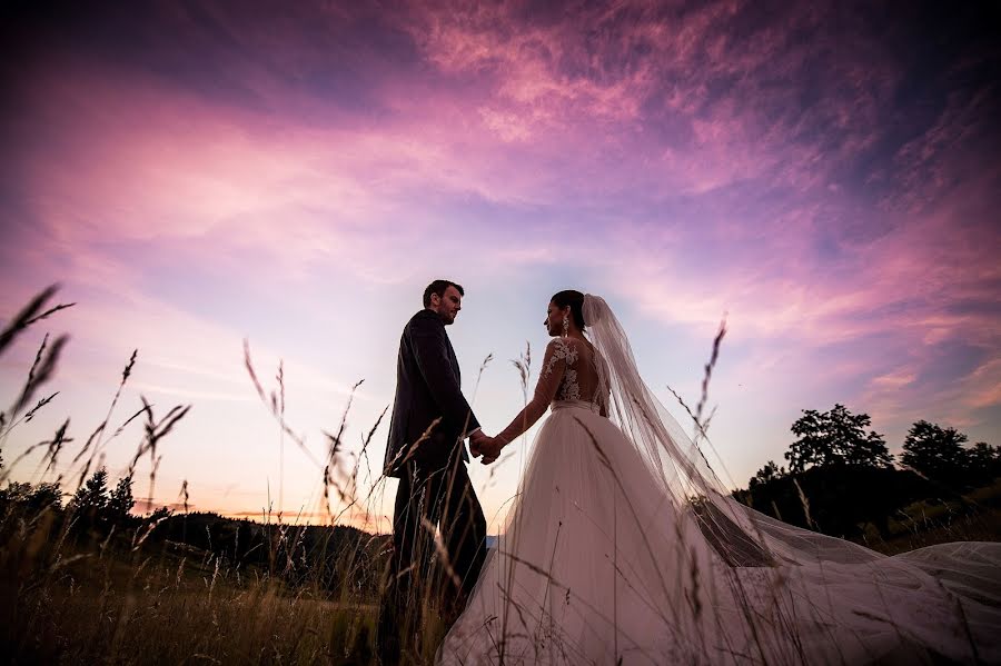 Fotógrafo de casamento Feri Bologa (bologa). Foto de 14 de julho 2016