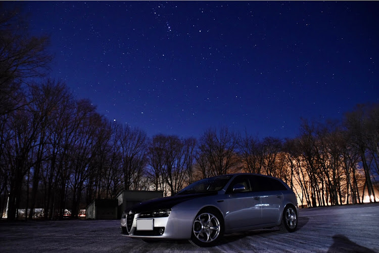 159 スポーツワゴンの目指せPickUpCars・星空と愛車のコラボ・アルファロメオ・discover_ctに関するカスタム事例の投稿画像1枚目