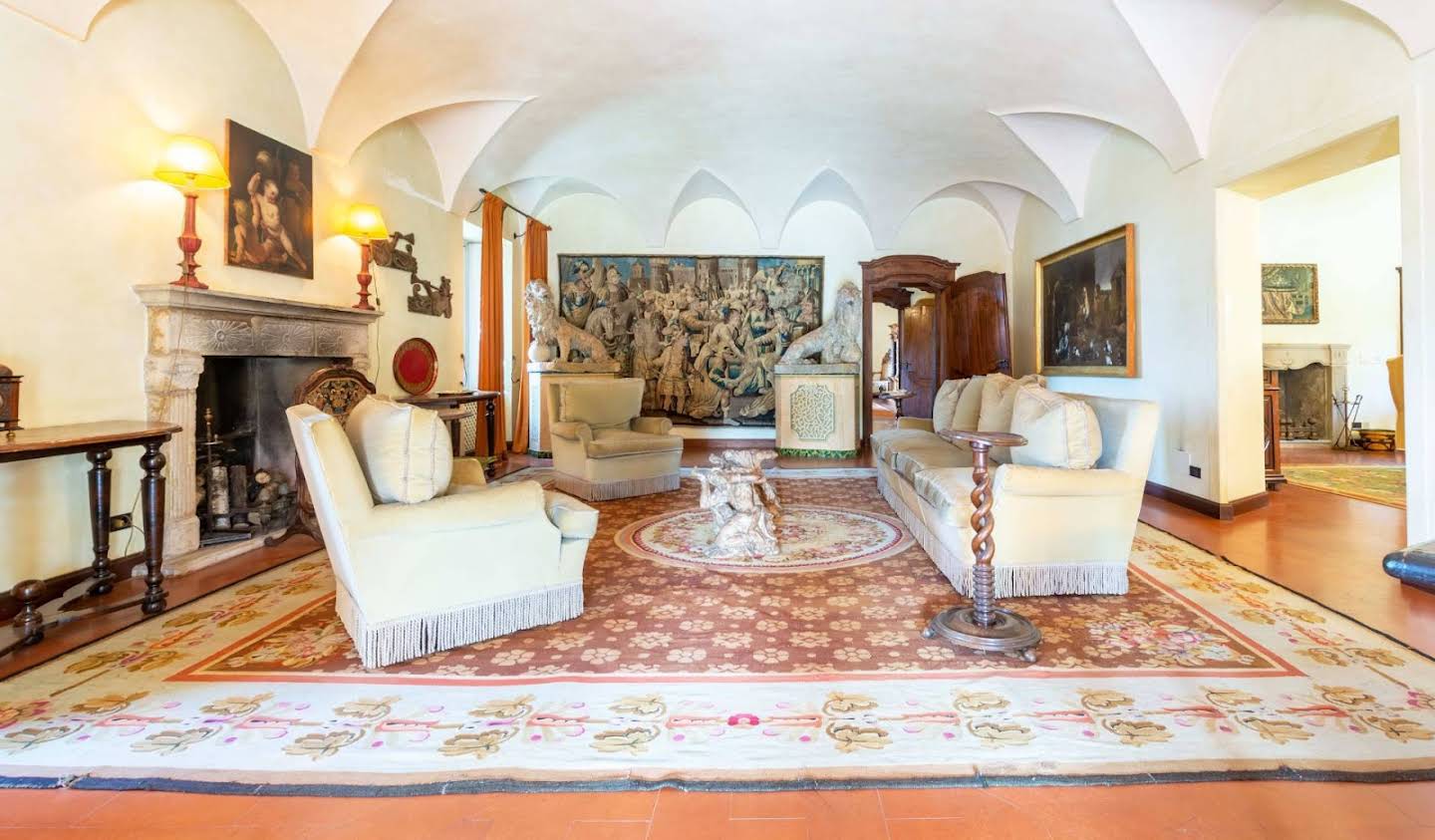 Villa with pool and terrace Biella